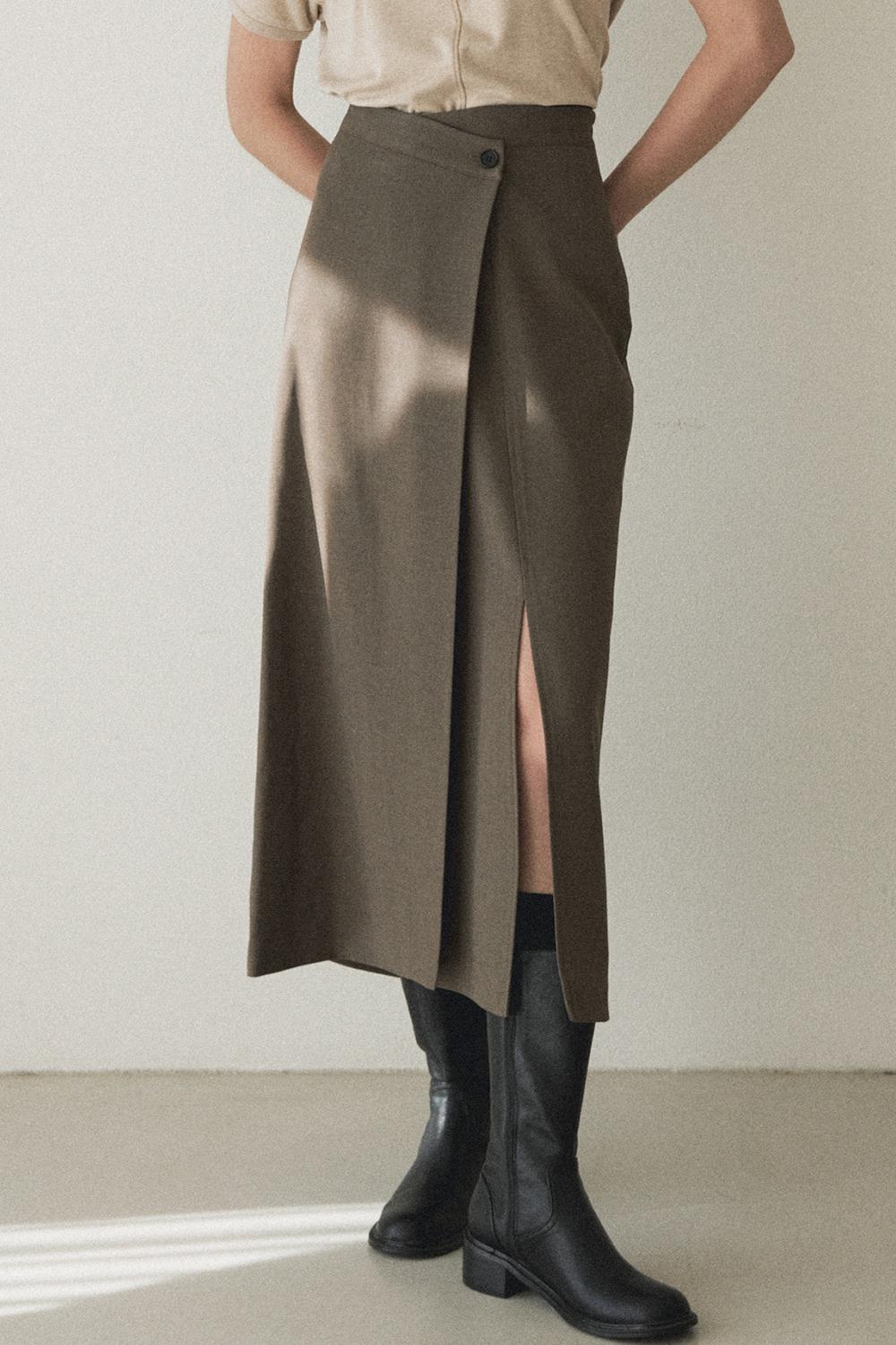 One-button slit long skirt_Brown