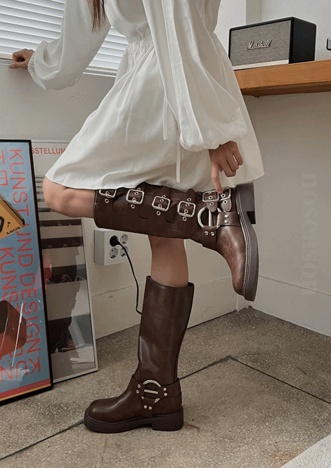 [3.5cm] 벨트 버클 롱 부츠