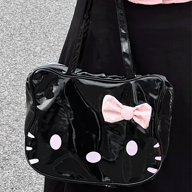 [🚀당일배송🚀] 키티 유광 에나멜 빅백 숄더백