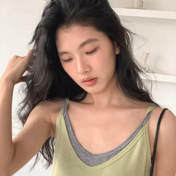 Fake Two-Piece Sleeveless Top