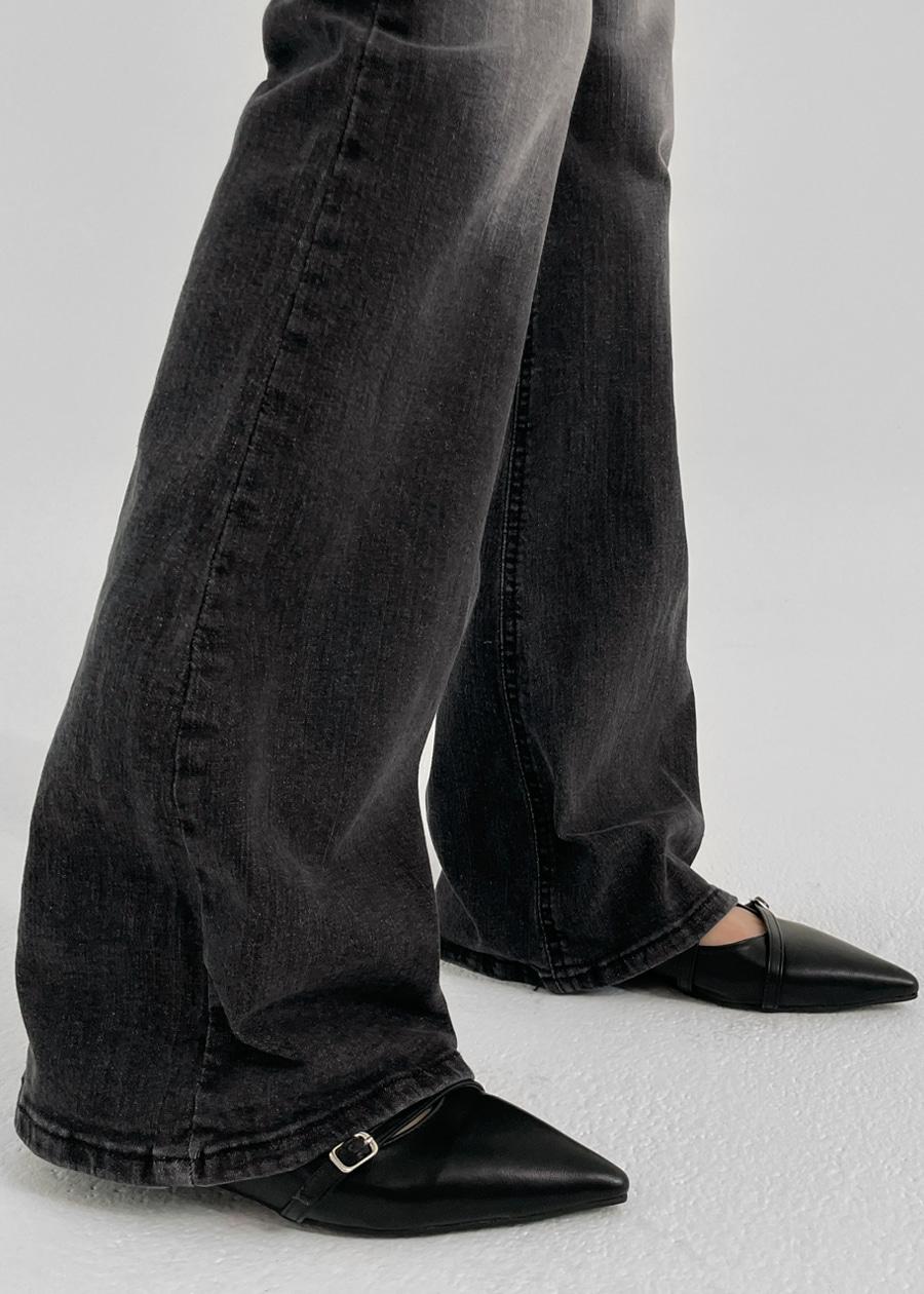 블랙업 햇팅 스트랩 스틸레토 슬링백