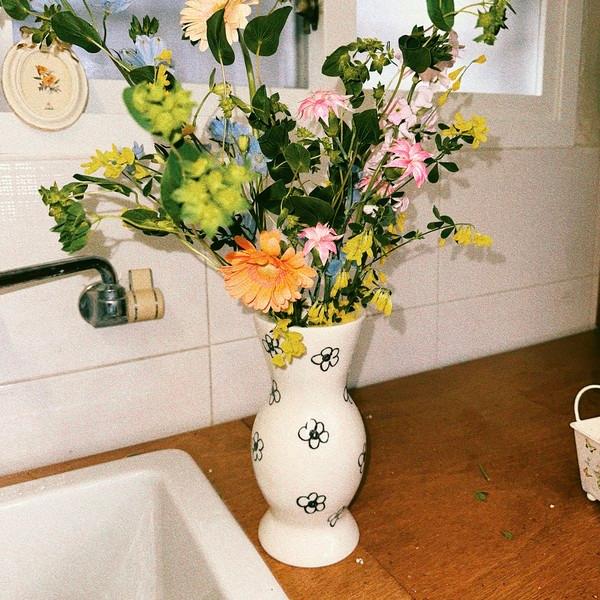 flower candy vase