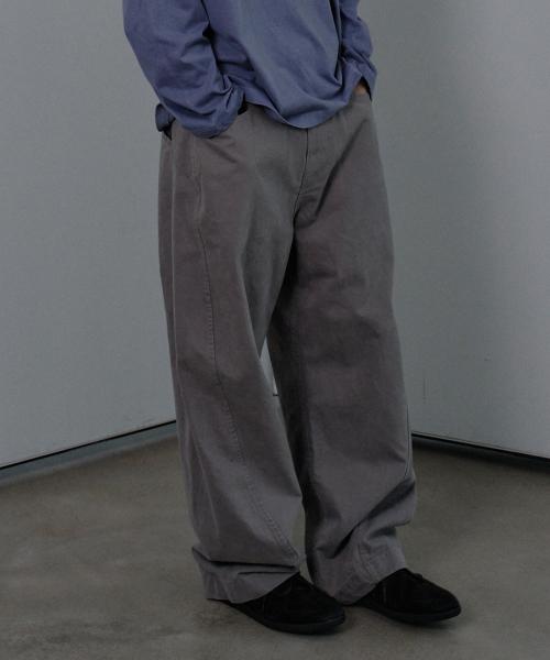 WASHED CURVED CHINO PANTS (LIGHT GRAY)