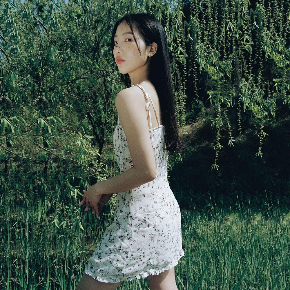 Frill mini dress (ivory,black)