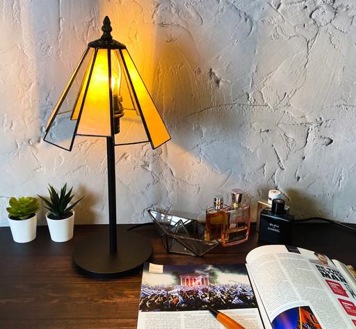 들쑥날쑥 심플 스테인드글라스 탁상 램프