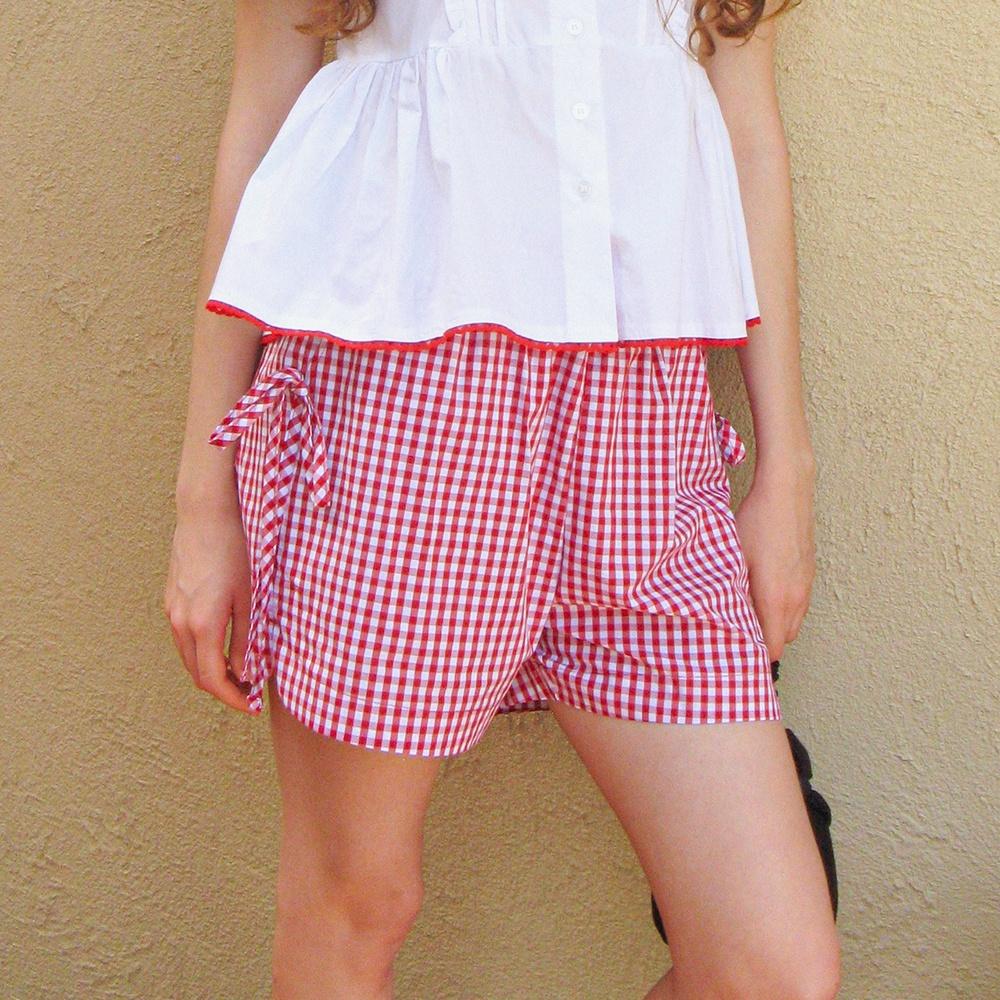 RIBBON STRING SHORTS GINGHAM RED