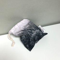 스트링 파우치 M 콤