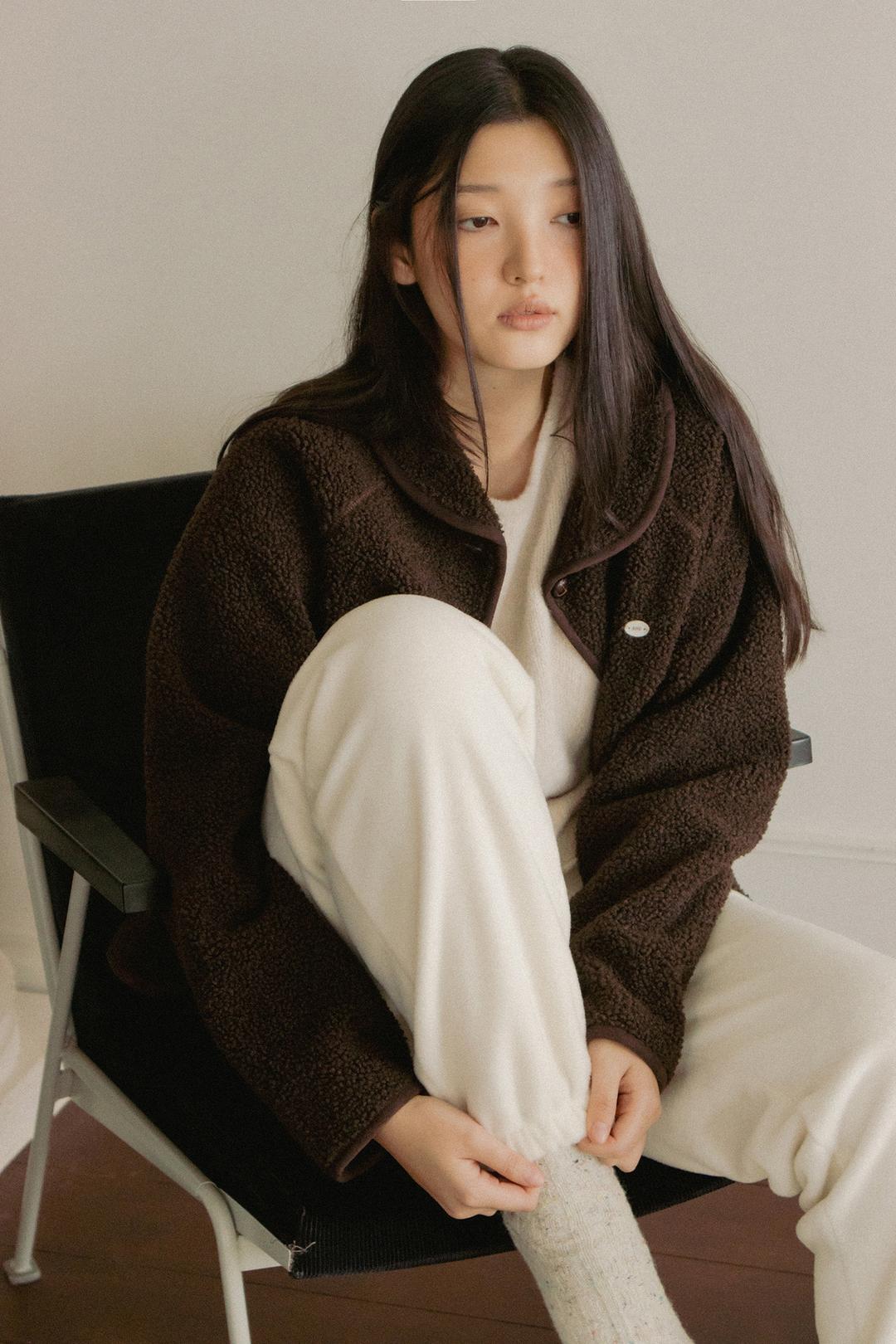 [12/15 예약배송] Button fleece jacket (brown)