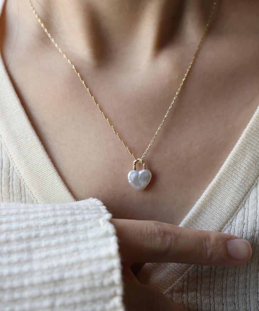 Heart Lock pearl Pendant