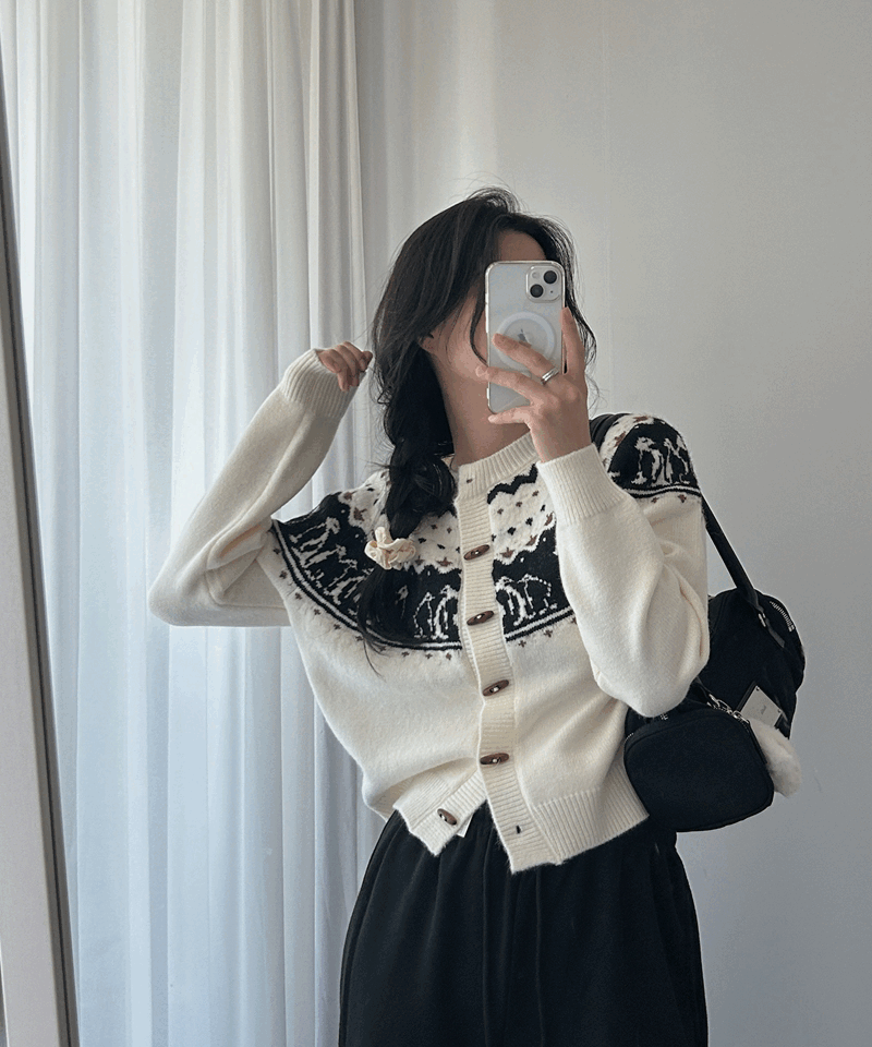 몽그라미 [도톰따뜻/3color] 노르딕 떡볶이 버튼 겨울 라운드 울 니트 가디건