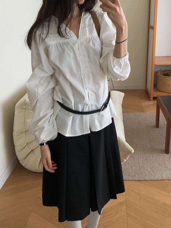 피치 레이스 블라우스