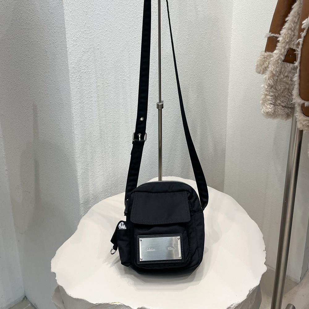 국내매장판 마뗑킴 CARGO CROSS MINI BAG 카고 크로스 미니 백