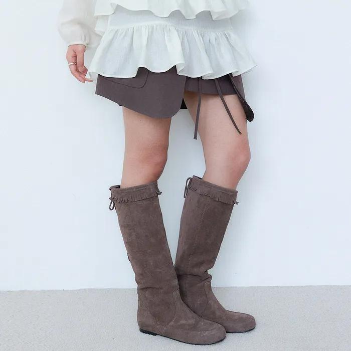 SUEDE TESSLE LONG BOOTS [ BROWN ]