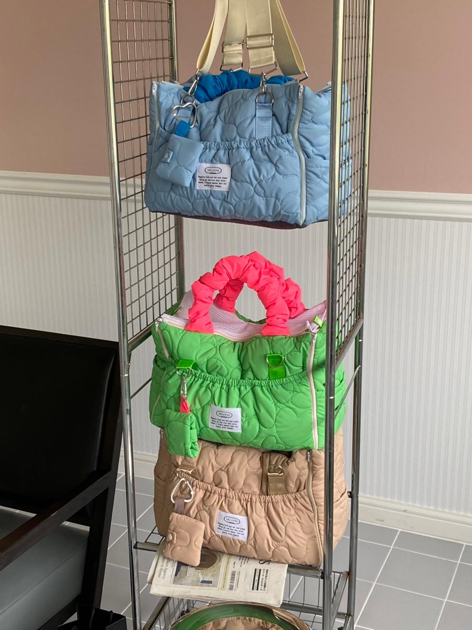 에이알깐느 에이알깐느 이동가방 푹신한 쿠션백 산책가방 강아지방석 - 위시버킷