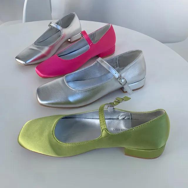 [주문폭주!/3color] 글로우 스퀘어 슈즈 실버 플랫 발레리나슈즈