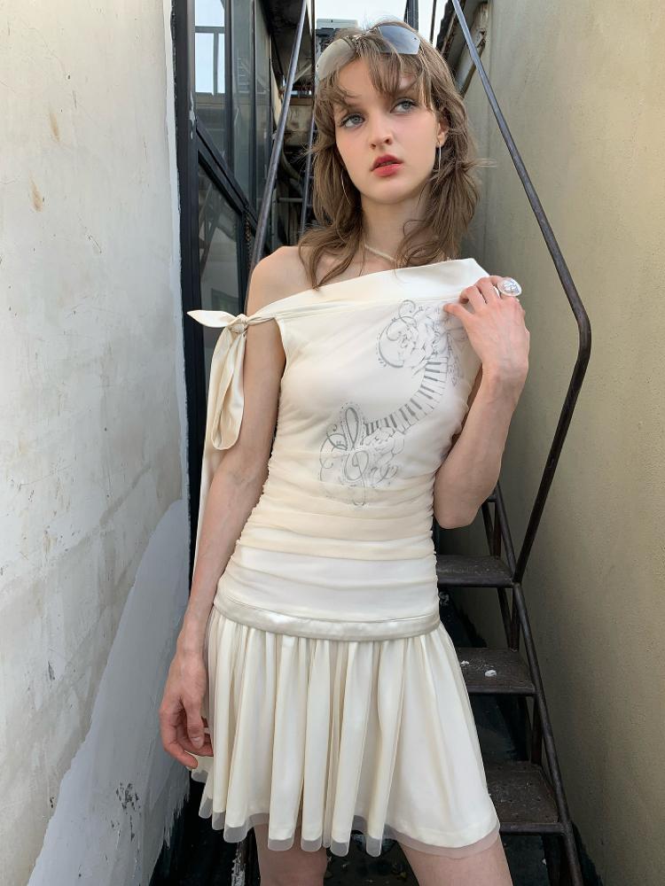 Universe Lace one shoulder short dress
