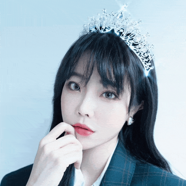 [공주전용*당일출고/누적판매8000개] 나는 여왕 티아라 고급스러운 생일파티 졸업사진 공주 생일띠 브라이덜샤워 웨딩 파티소품세트 왕관 홈파티 이벤트 생일선물 졸사 수학여행 어버이날