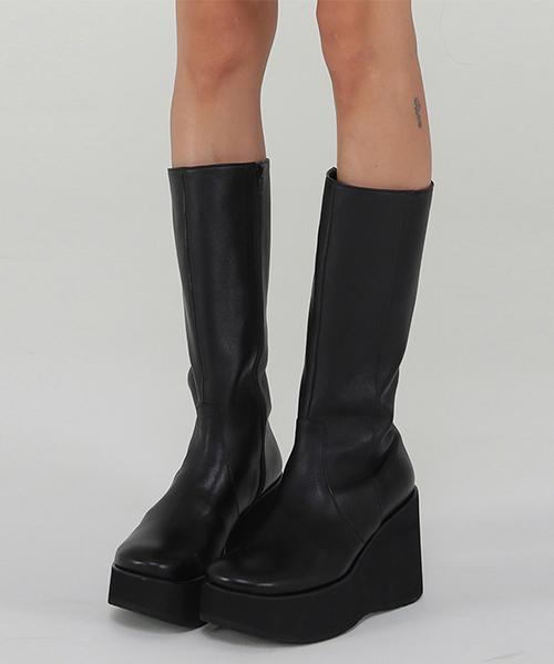 LEATHER MIDDLE BOOTS