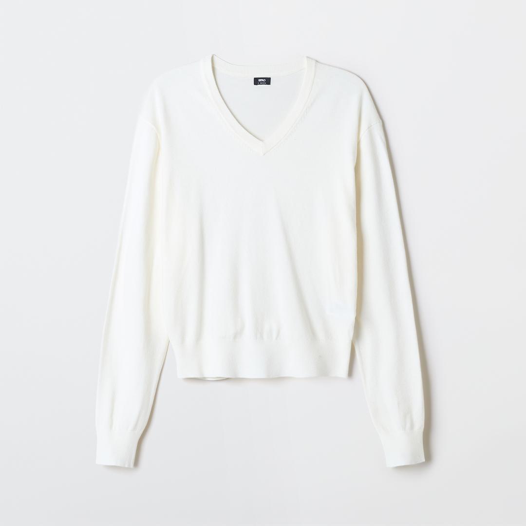 스파오 [소프트얀] 여성 브이넥 니트_SPKWG23W02
