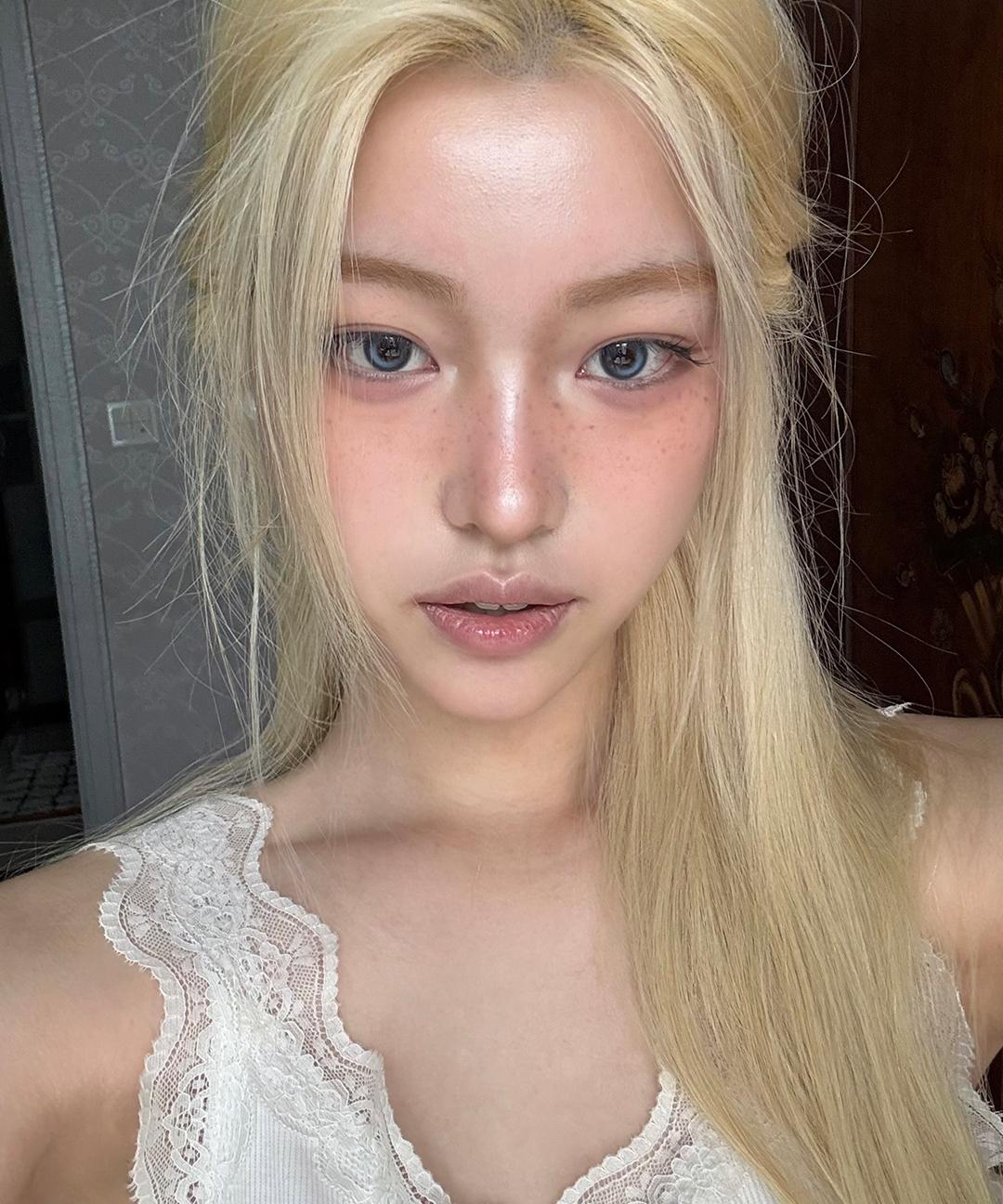 어바웃톤 스킨 레이어 핏 블러셔 (10colors) ✨ONLY ZIGZAG✨