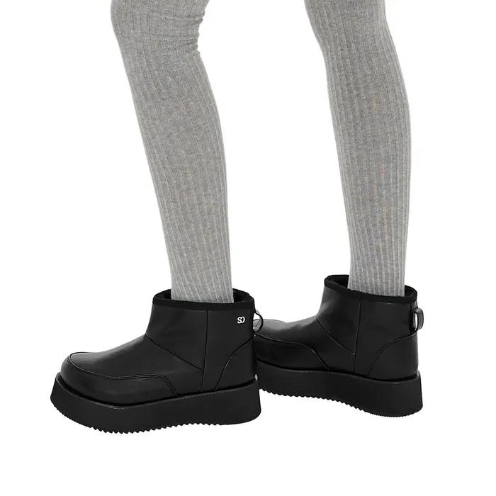 Hatched Winter Short Boots  해치드 윈터 숏부츠 / 블랙