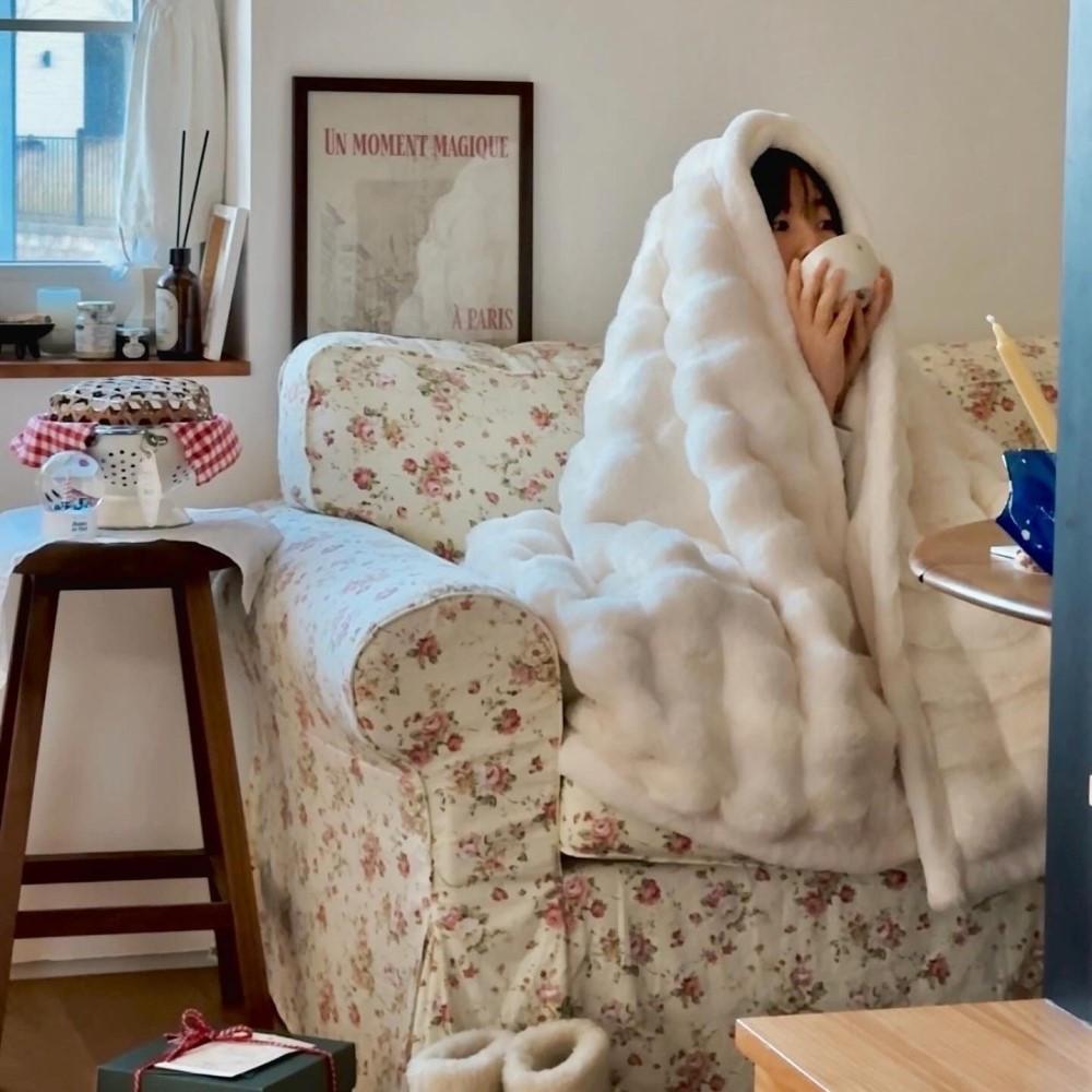 몽글몽글 라떼 밍크 퍼 블랭킷 겨울 극세사 이불 담요 침구 쇼파 덮개 밀크 160x200