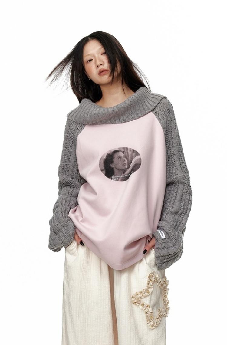 JIKOO Movie Print Knitwear Turtleneck Sweatshirt