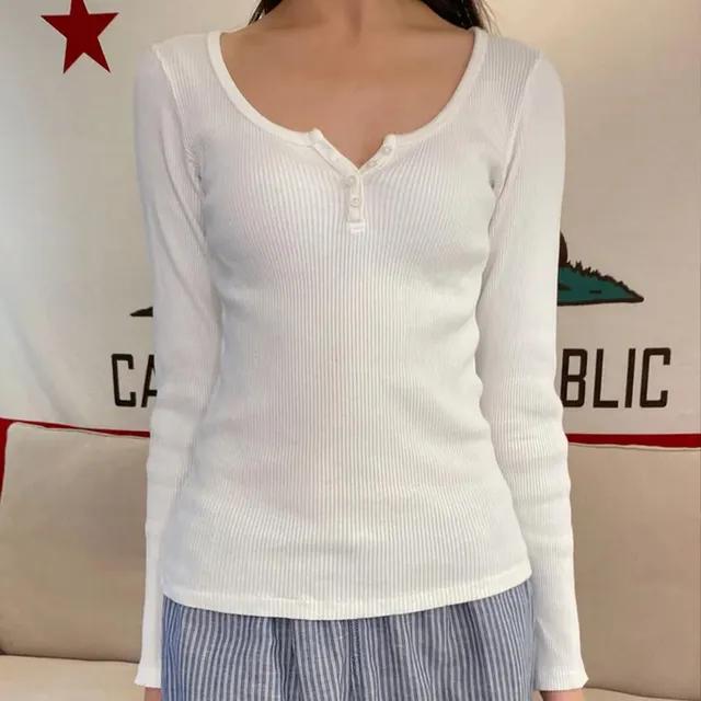 브랜디멜빌 긴팔 ZELLY 헨리넥 티셔츠 화이트 Brandy Melville