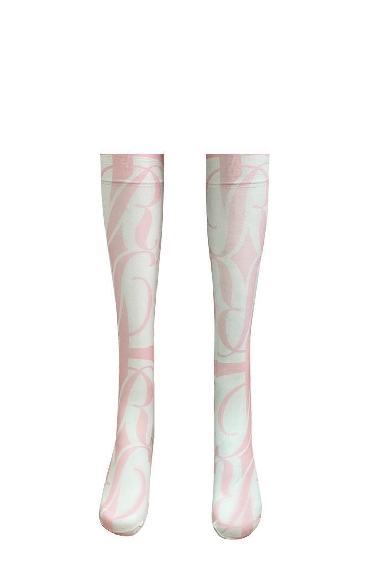 monogram-pink(macro)