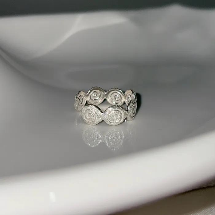 glitter spiral open ring