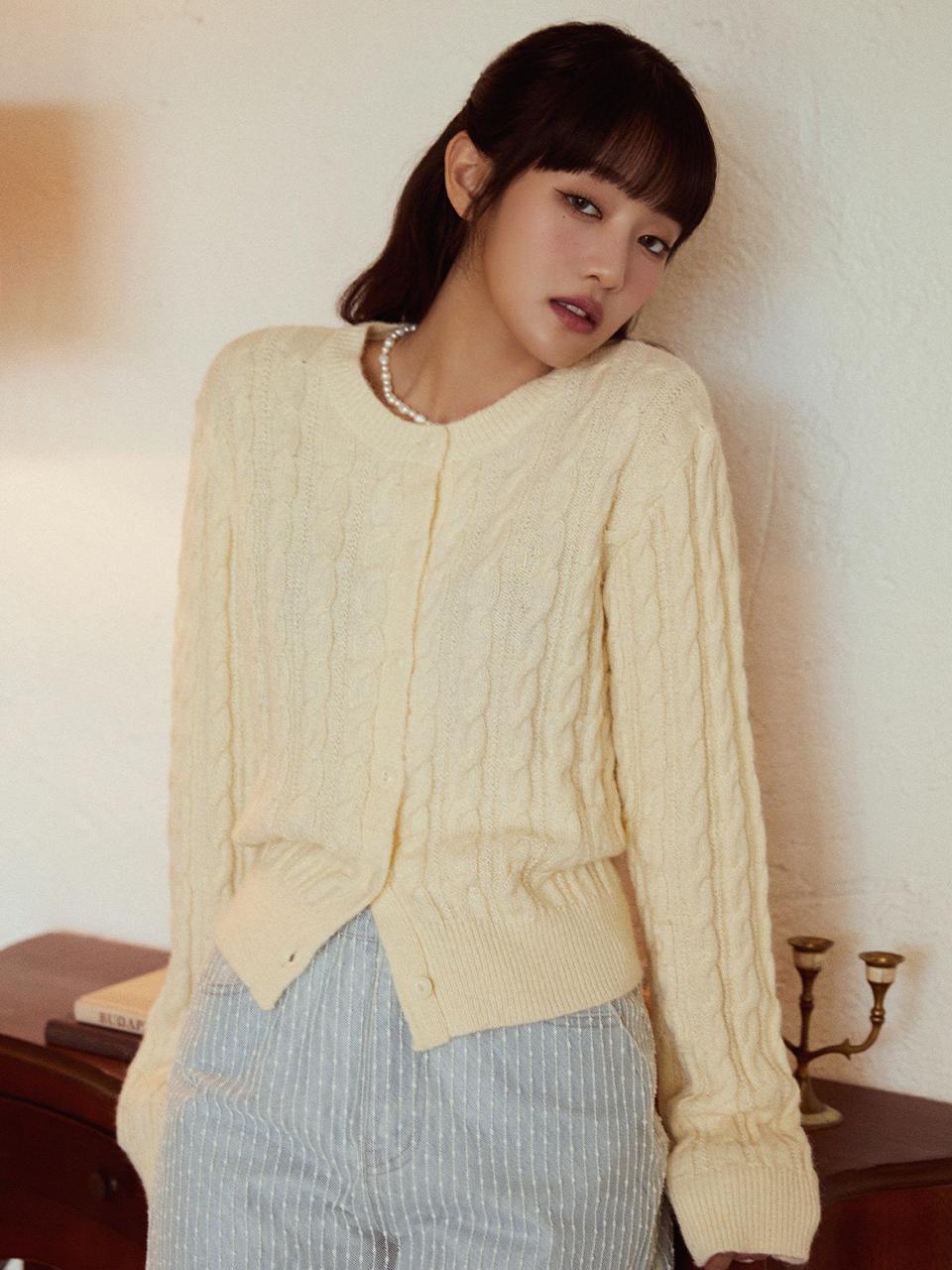 SOFT CABLE CARDIGAN IVORY