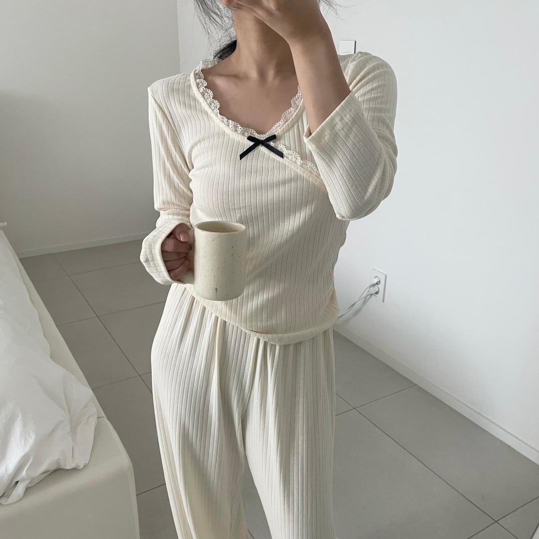 슈룸 여리 크림 리본 잠옷 홈웨어 투피스 세트