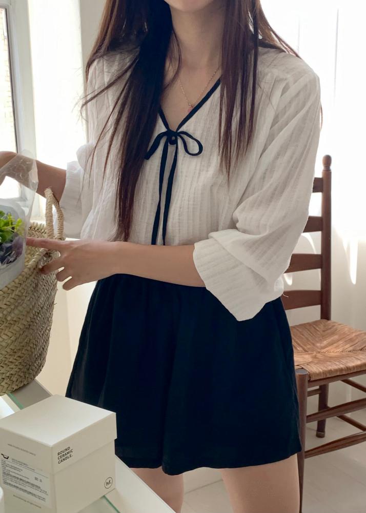 도쿄 블라우스(Tokyo blouse)