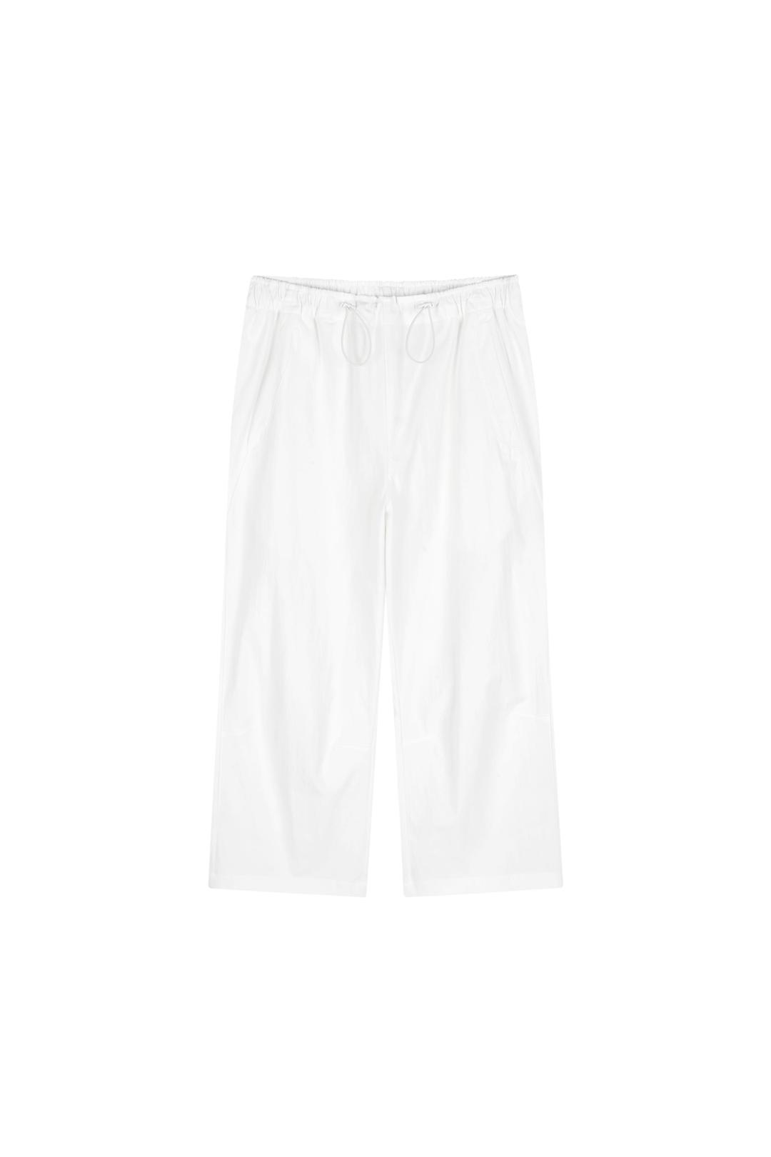 COTTON NYLON CROPPED PANTS (WHITE)