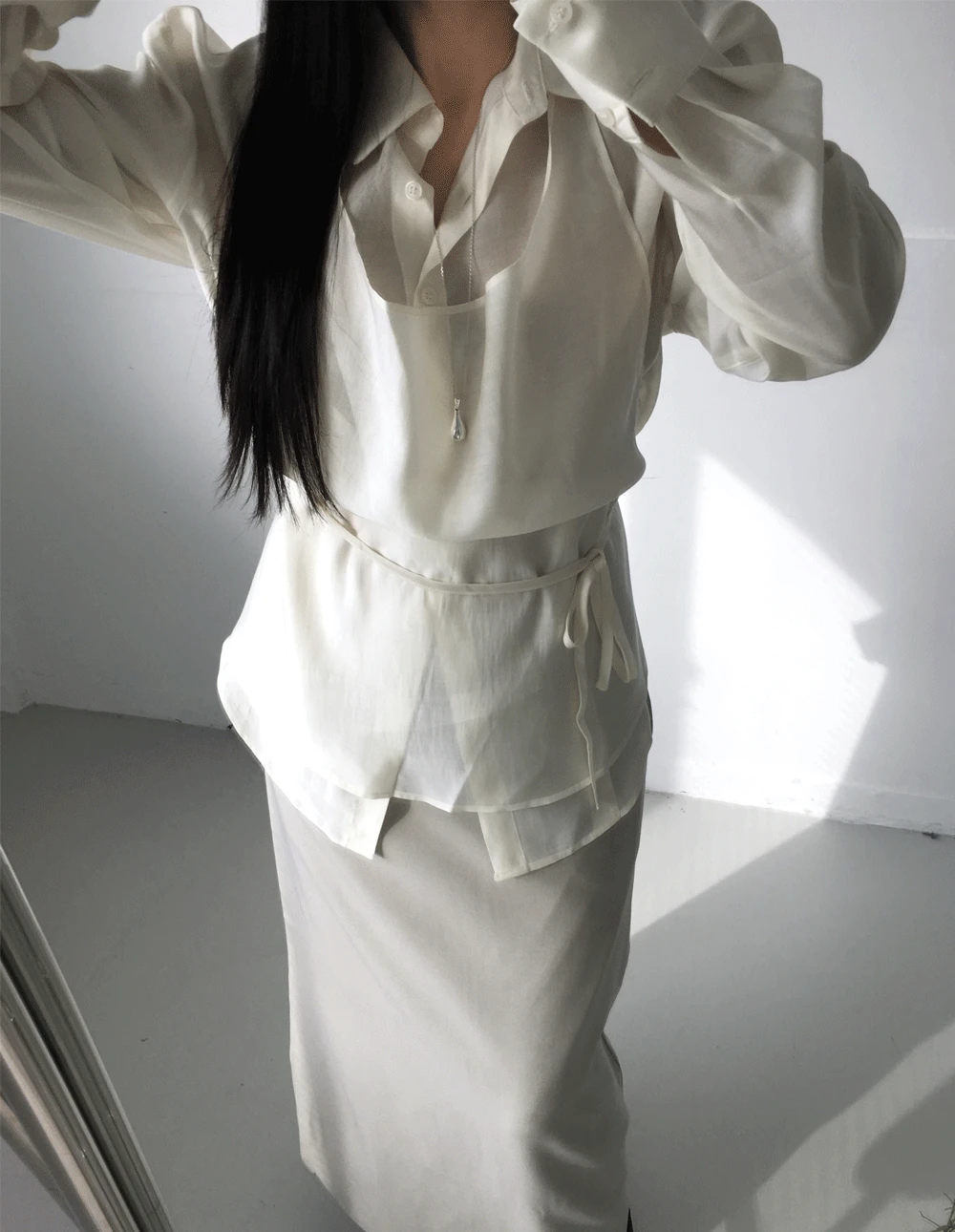 홀드 홀터 레이어드 블라우스 - BL