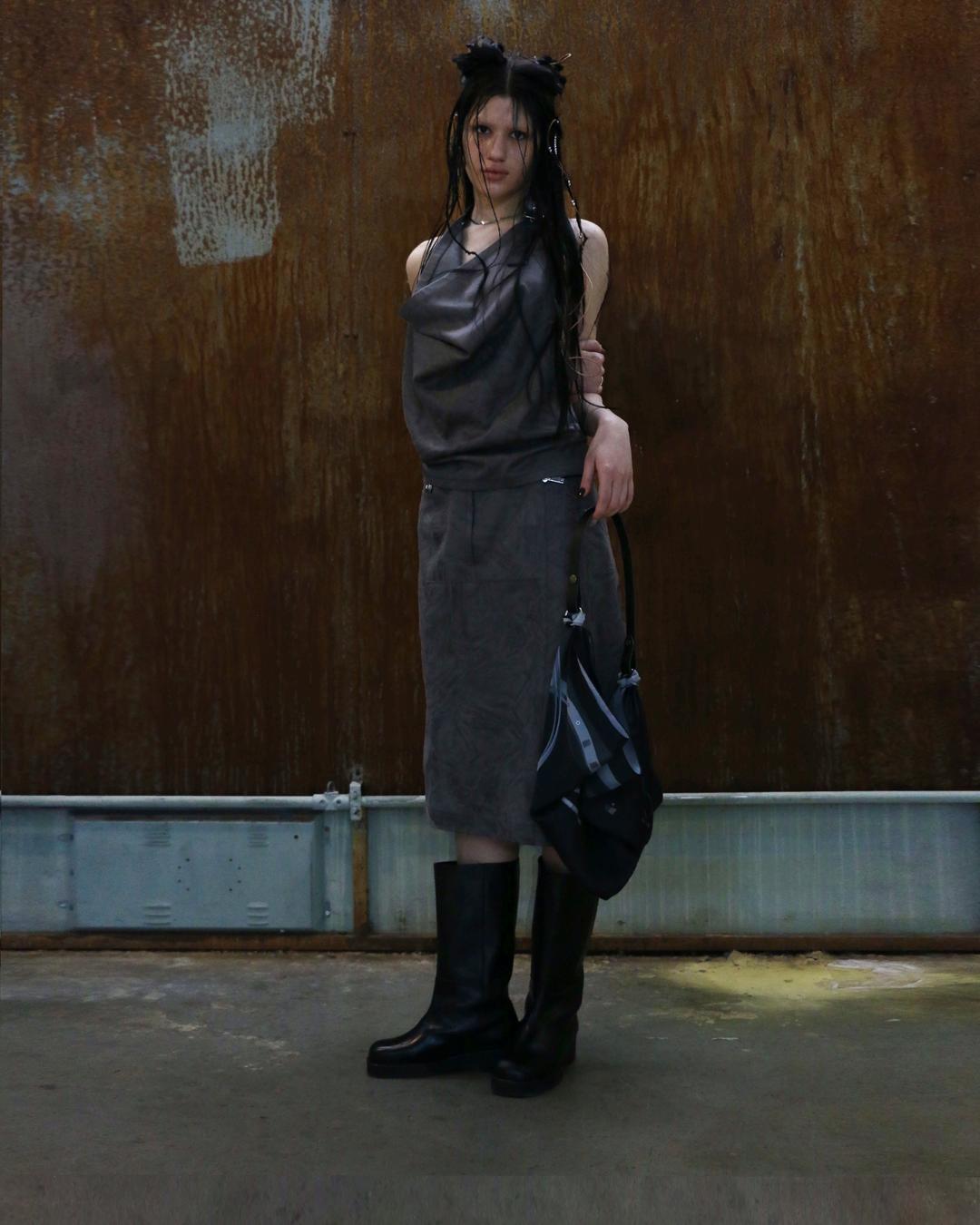 CRACK PRINTED APRON TOP