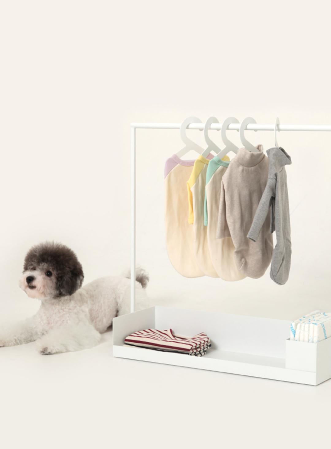 Square Clothes Rack 600