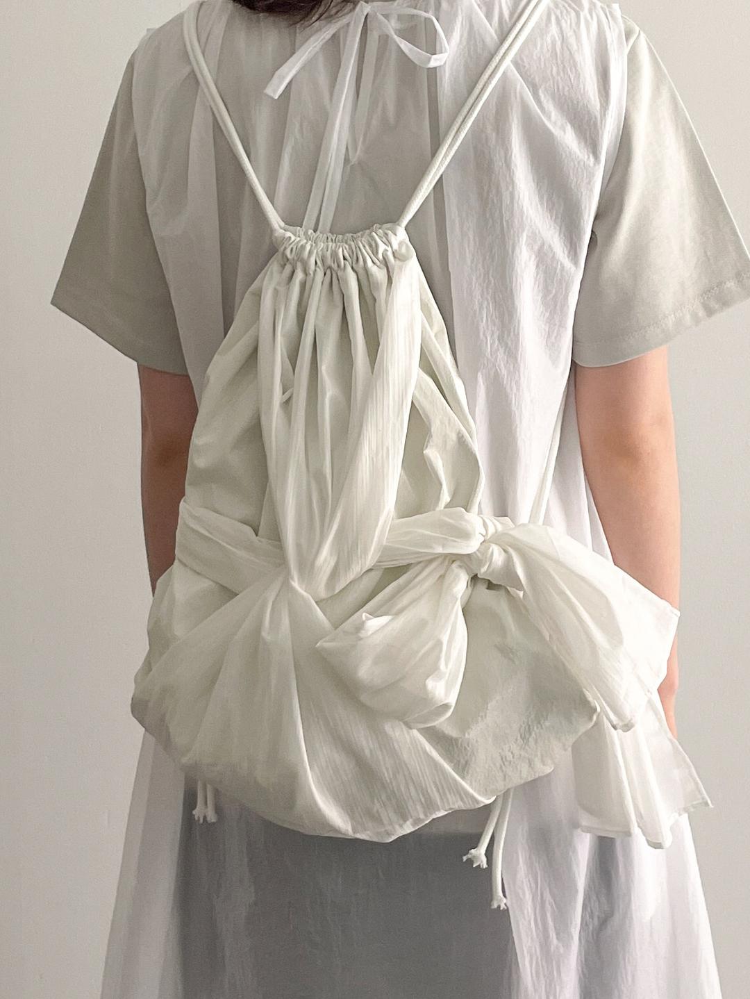 ribbon tie backpack 리본 타이 백팩