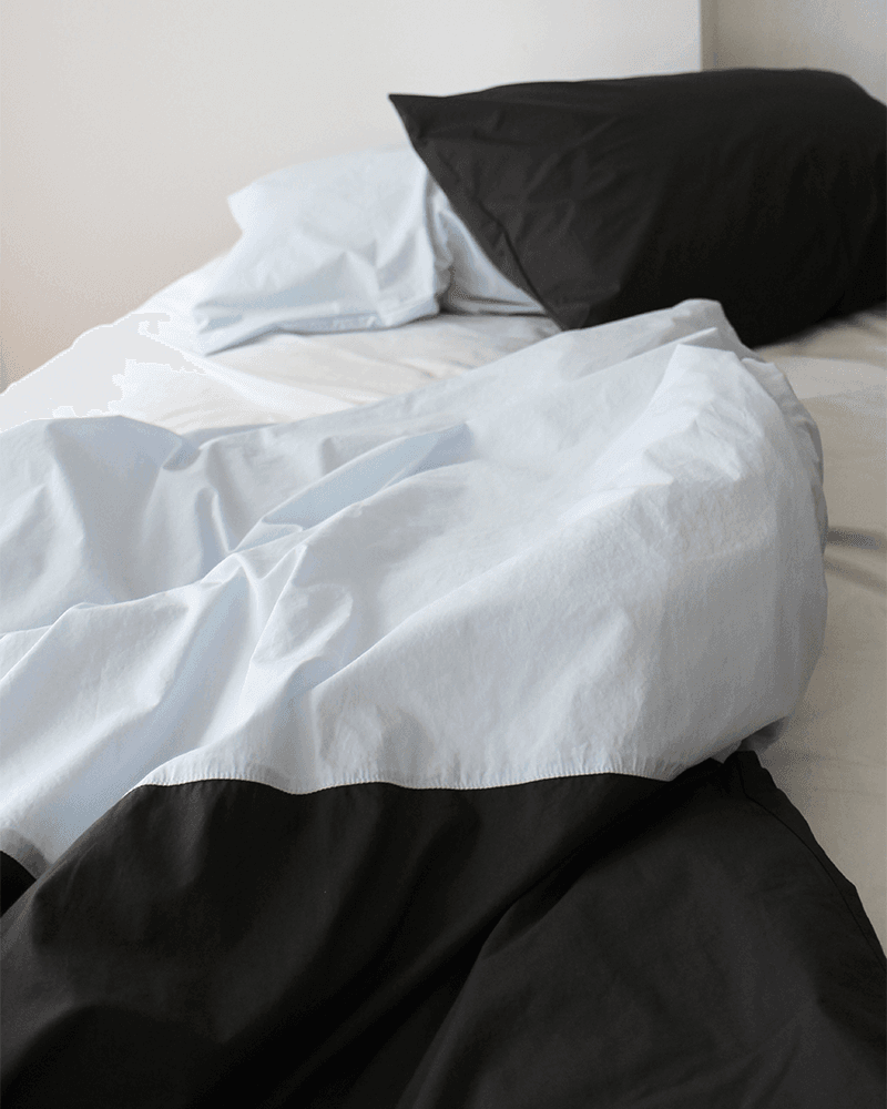 Half 이불커버 Charcoal and Baby Blue