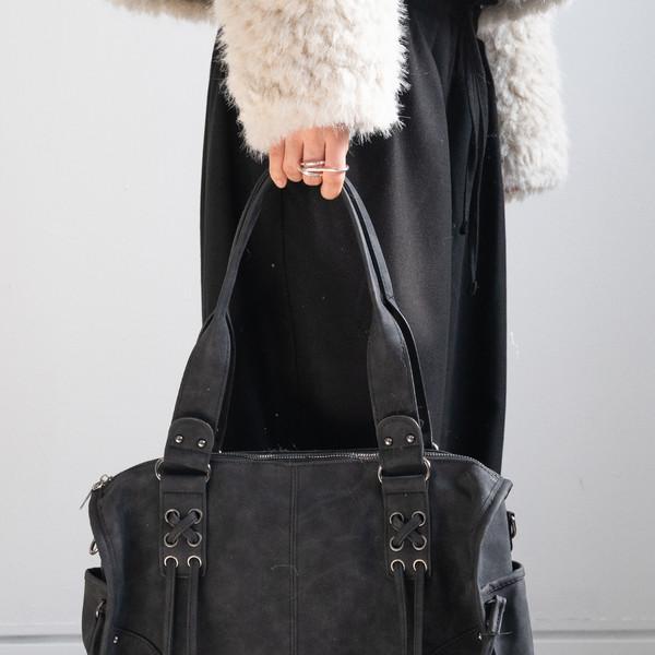 Tied Suede Shoulder Bag (Black)