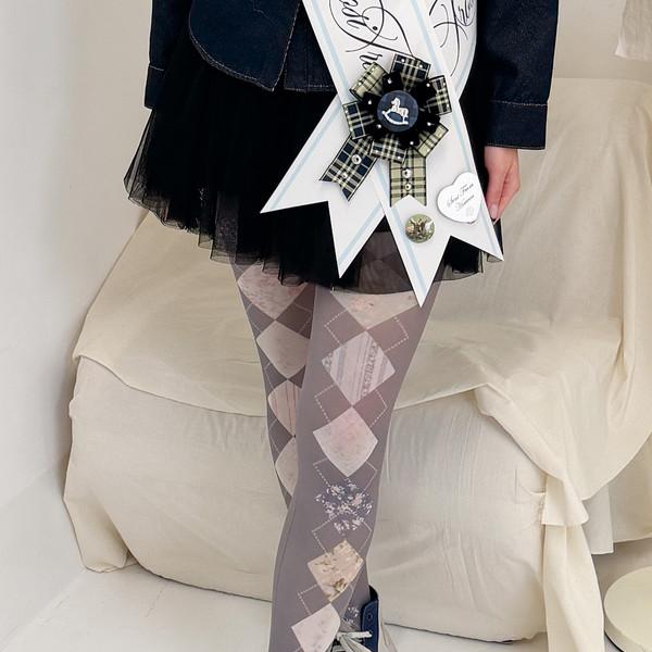 [예약 발송 2/2-2/8] Floral patchwork Argyle Tights