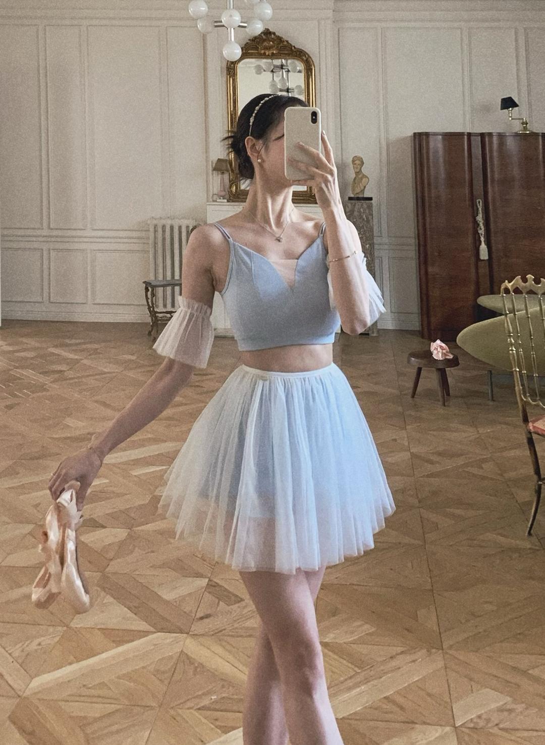 Etruah top(에뜨루아 탑)sky blue, pink