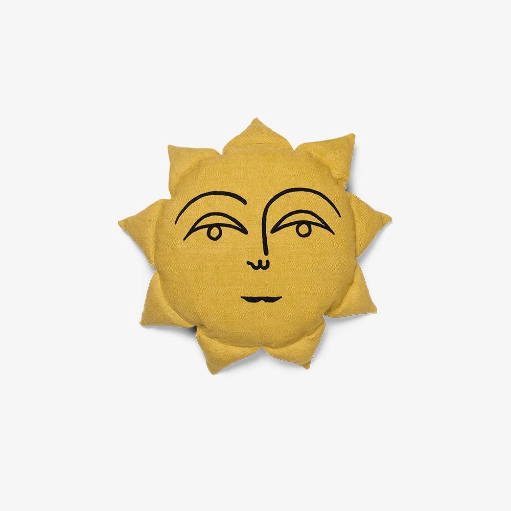 SUN CUSHION YELLOW