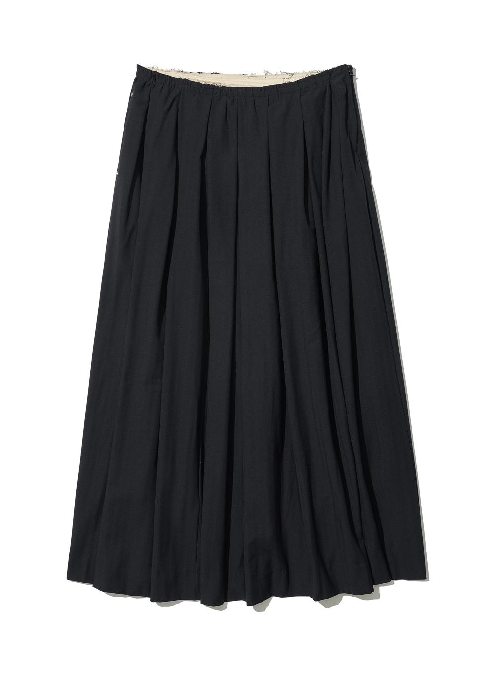 [WOMEN] CUT OFF GATHERING PLEATS MAXI SKIRT_BLACK