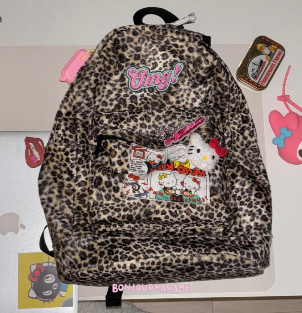 레오파드 와펜 백팩 여행용 대학생 책가방