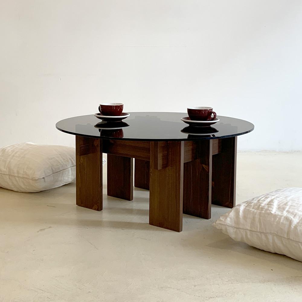 원형 커피 테이블