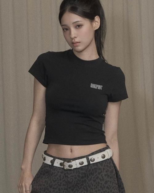 Basic Logo T-shirt (black)