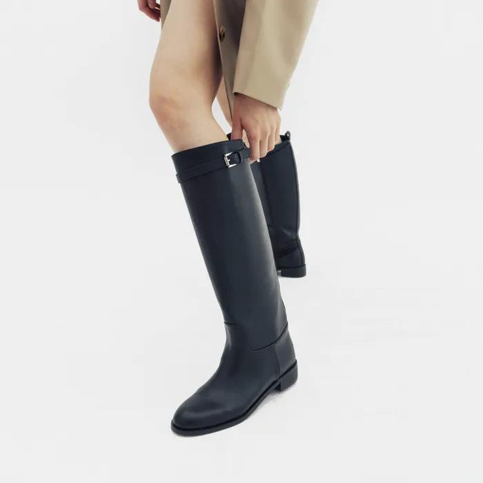 3Colors_핸드메이드 버클 클래식 레더 롱부츠 l KM094