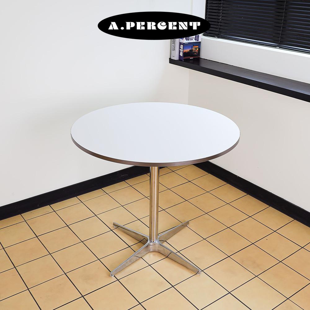 [에이퍼센트] TMI 01 플러스 화이트 하얀 원형 테이블 카페 미드 센추리 모던 호랑이가구