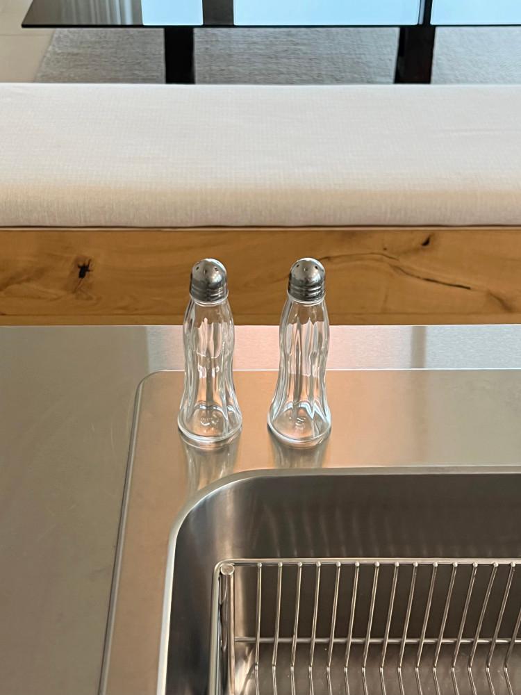 wave 소금 후추 양념통 조미료 소스통 유리 인테리어 소품 가루통 오브제 집들이 선물